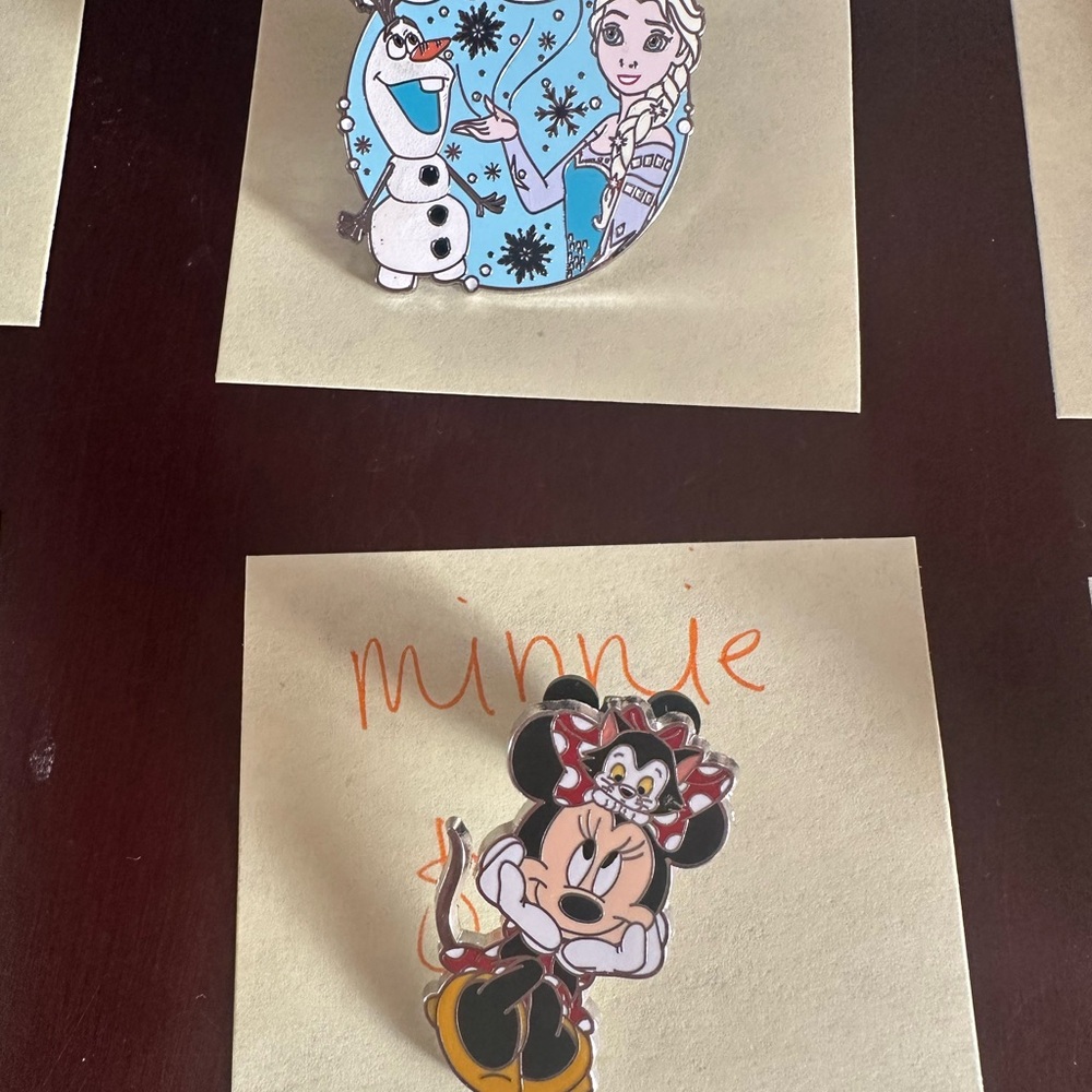 Disney Character Pin Collection - Picture 3 of 11